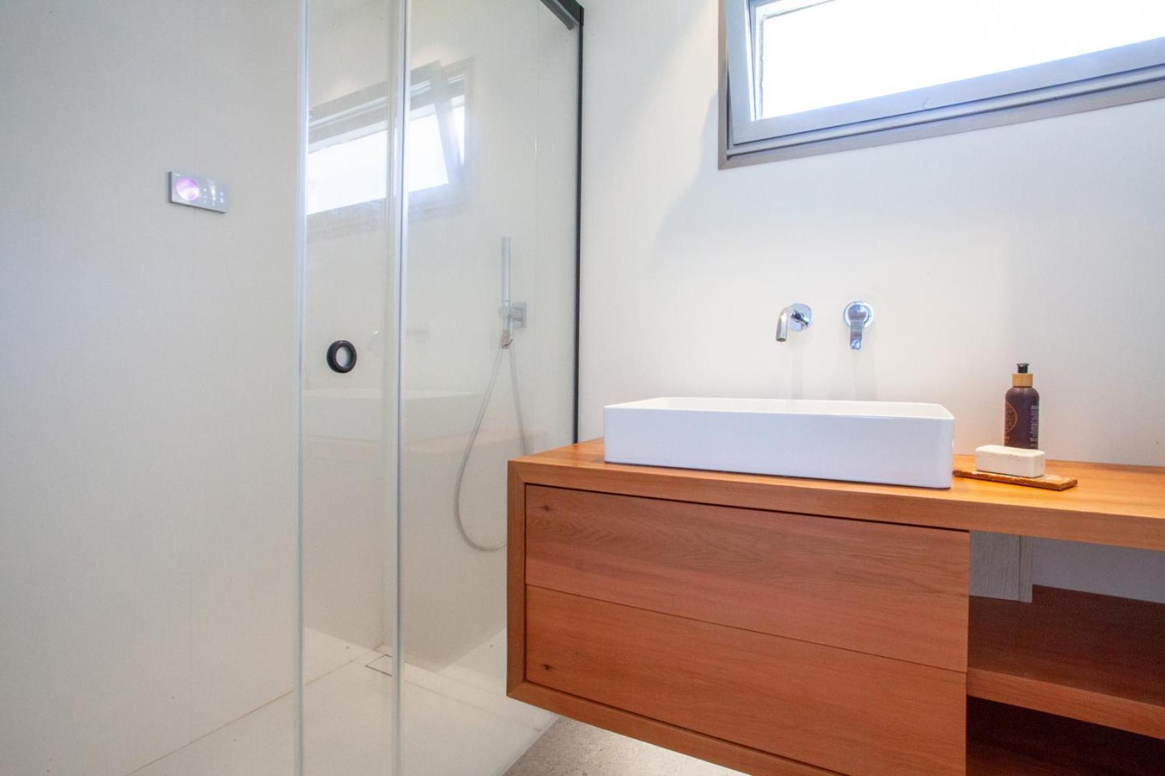 A Factoria Beach House By Prishomes Hio Kültér fotó
